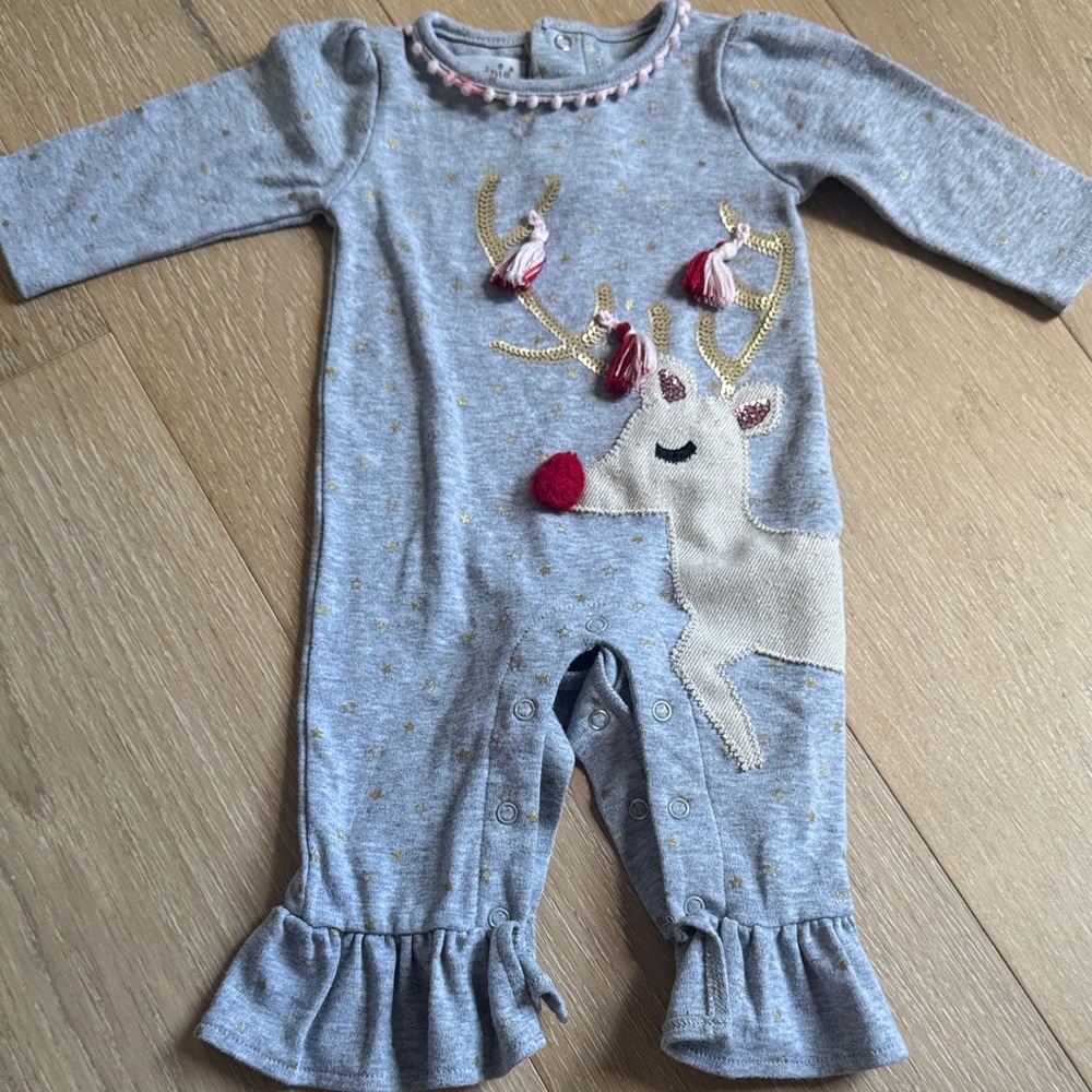 Mud Pie Gray Reindeer Footie